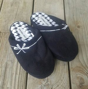 Premium Comfort Slippers Size M (6.5-7.5)